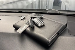 sininen Toyota Land Cruiser 2018 kuva 35.
