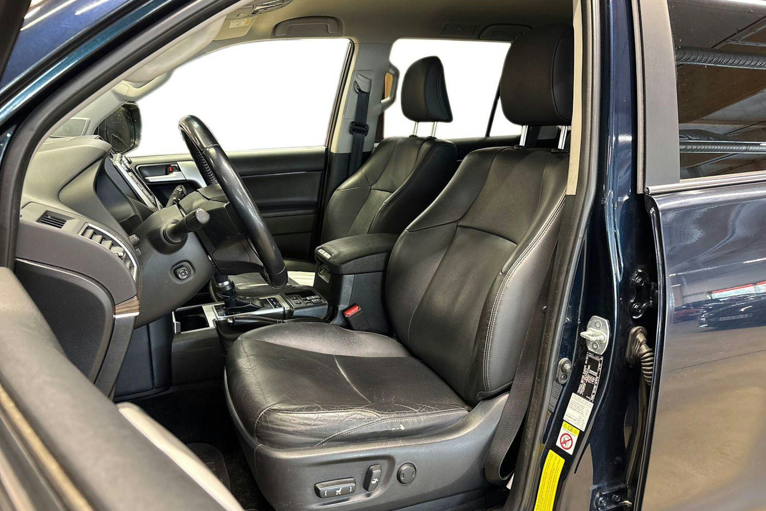 met. sininen Toyota Land Cruiser 2018 kuva 8.