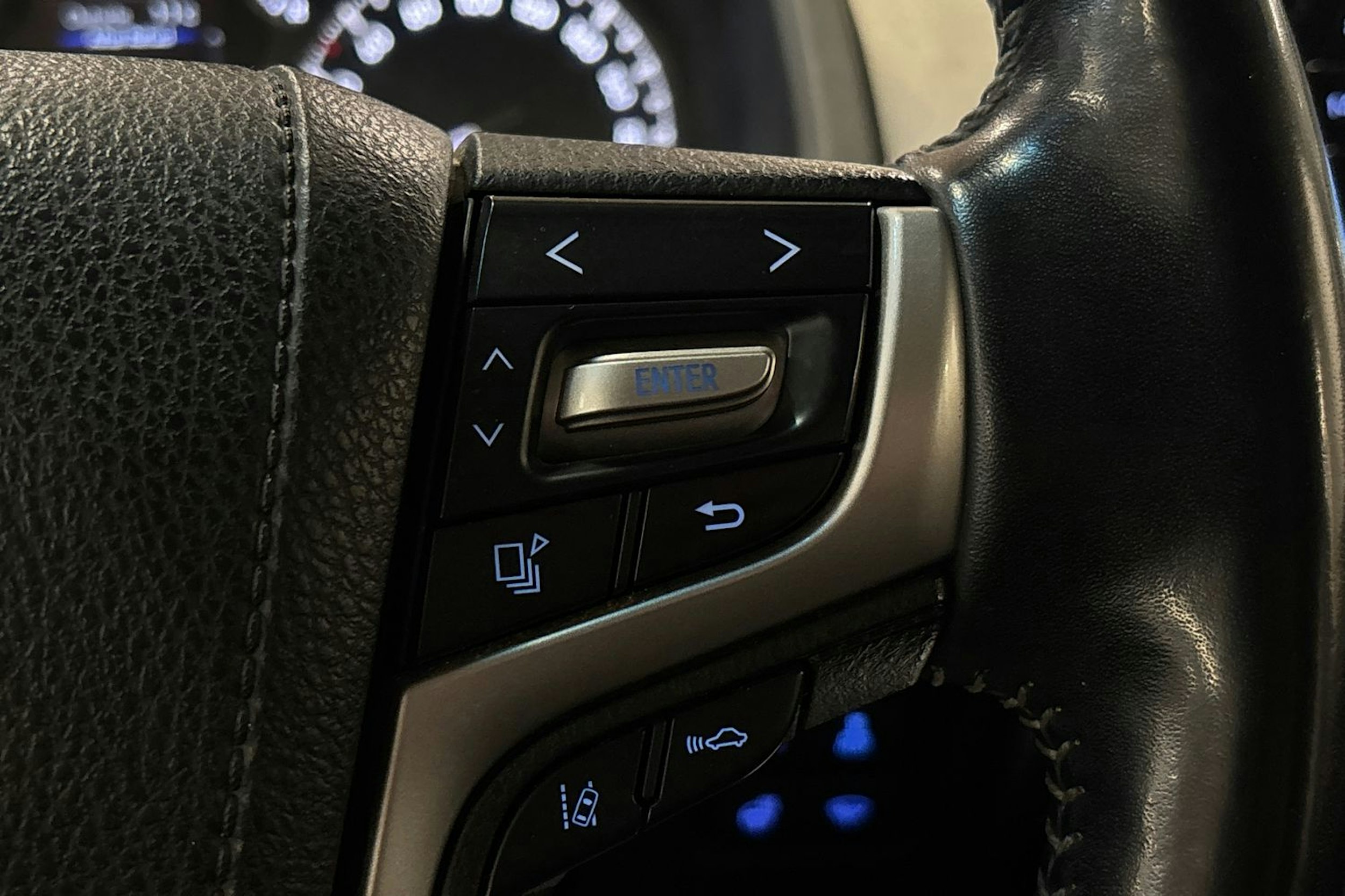 met. sininen Toyota Land Cruiser 2018 kuva 16.