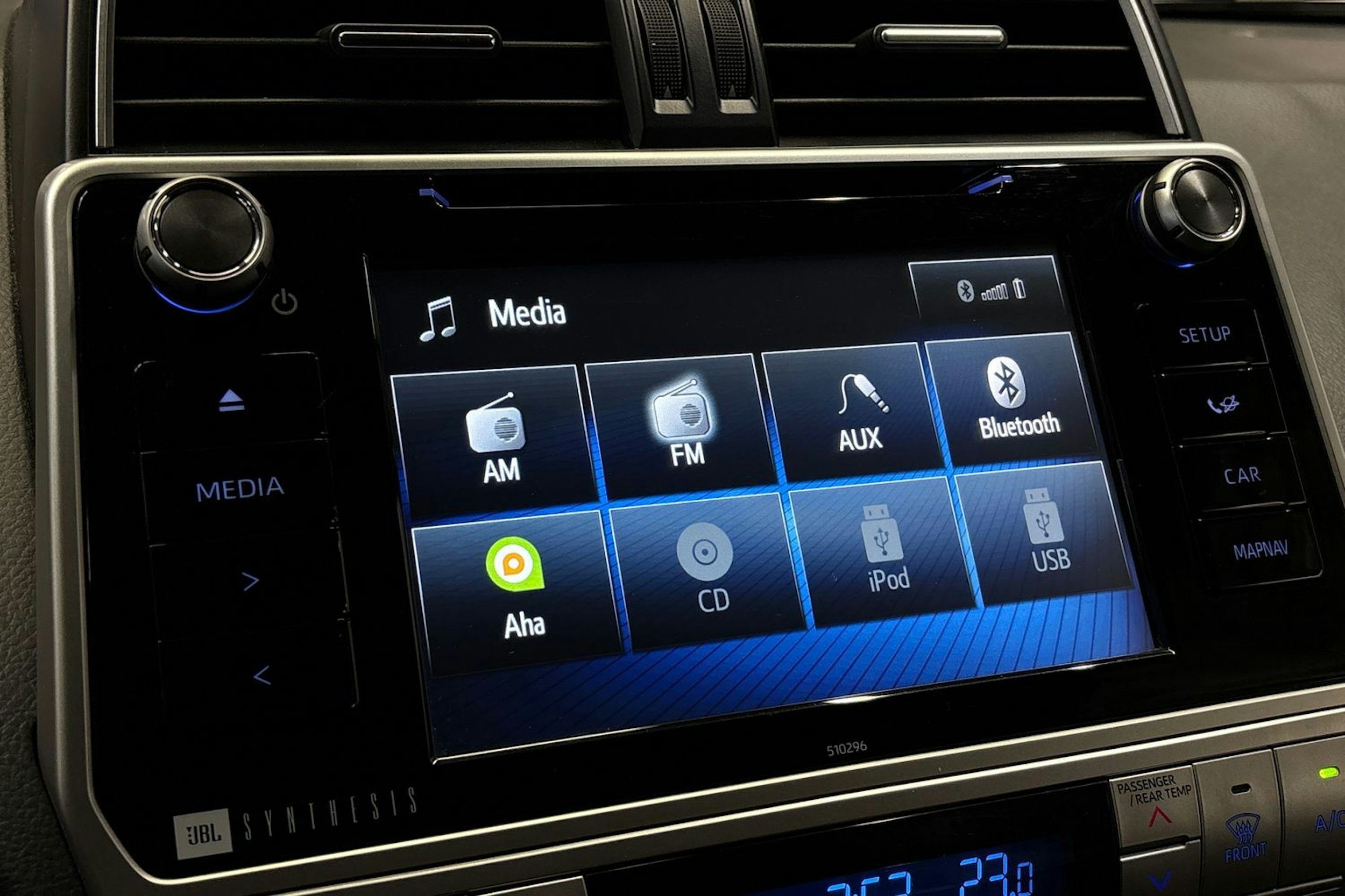 met. sininen Toyota Land Cruiser 2018 kuva 20.