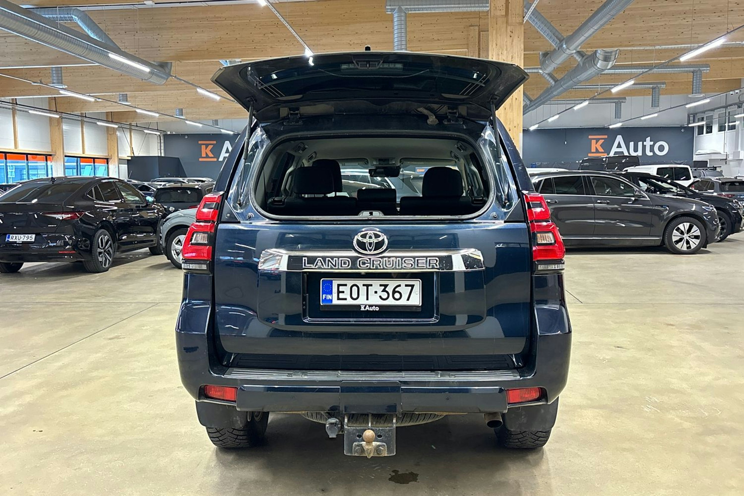 met. sininen Toyota Land Cruiser 2018 kuva 32.