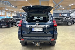 met. sininen Toyota Land Cruiser 2018 kuva 32.