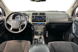 musta Toyota Land Cruiser 2018 kuva 11.
