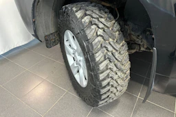 musta Toyota Land Cruiser 2018 kuva 32.