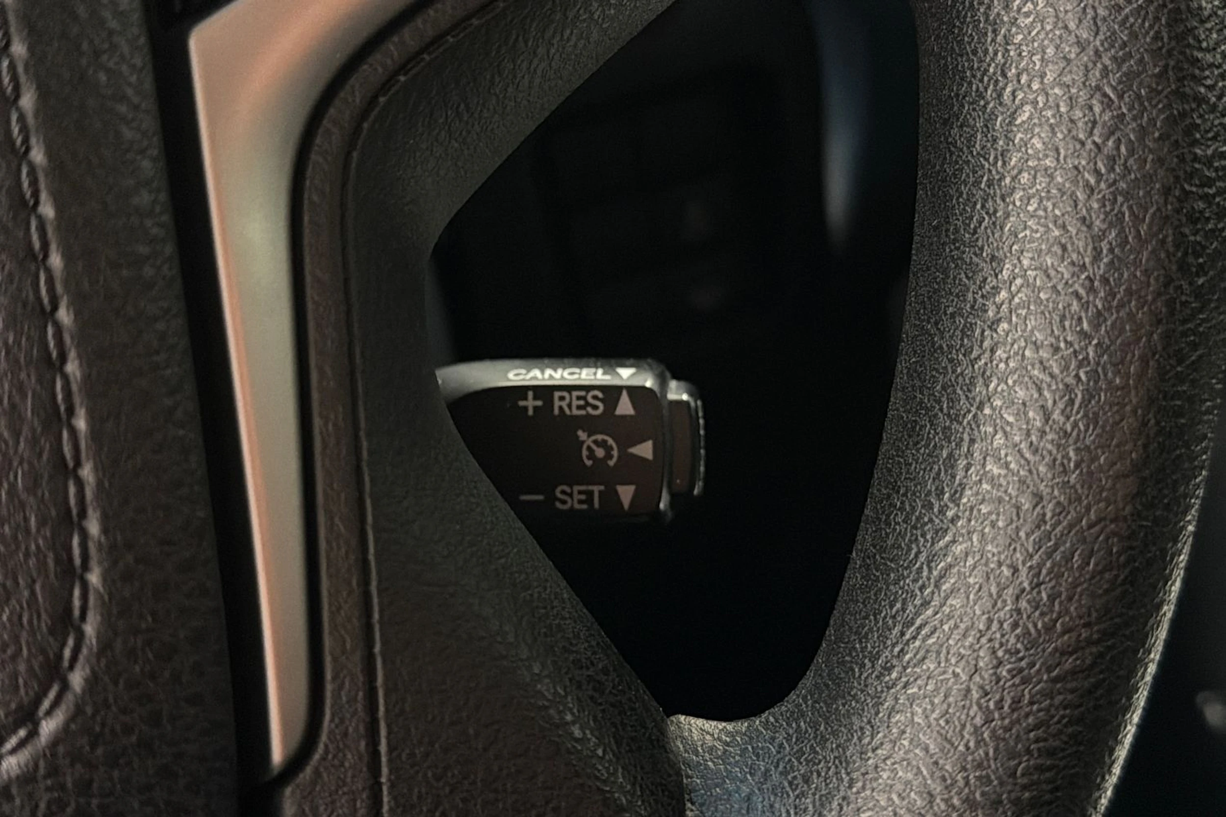 musta Toyota Land Cruiser 2018 kuva 19.