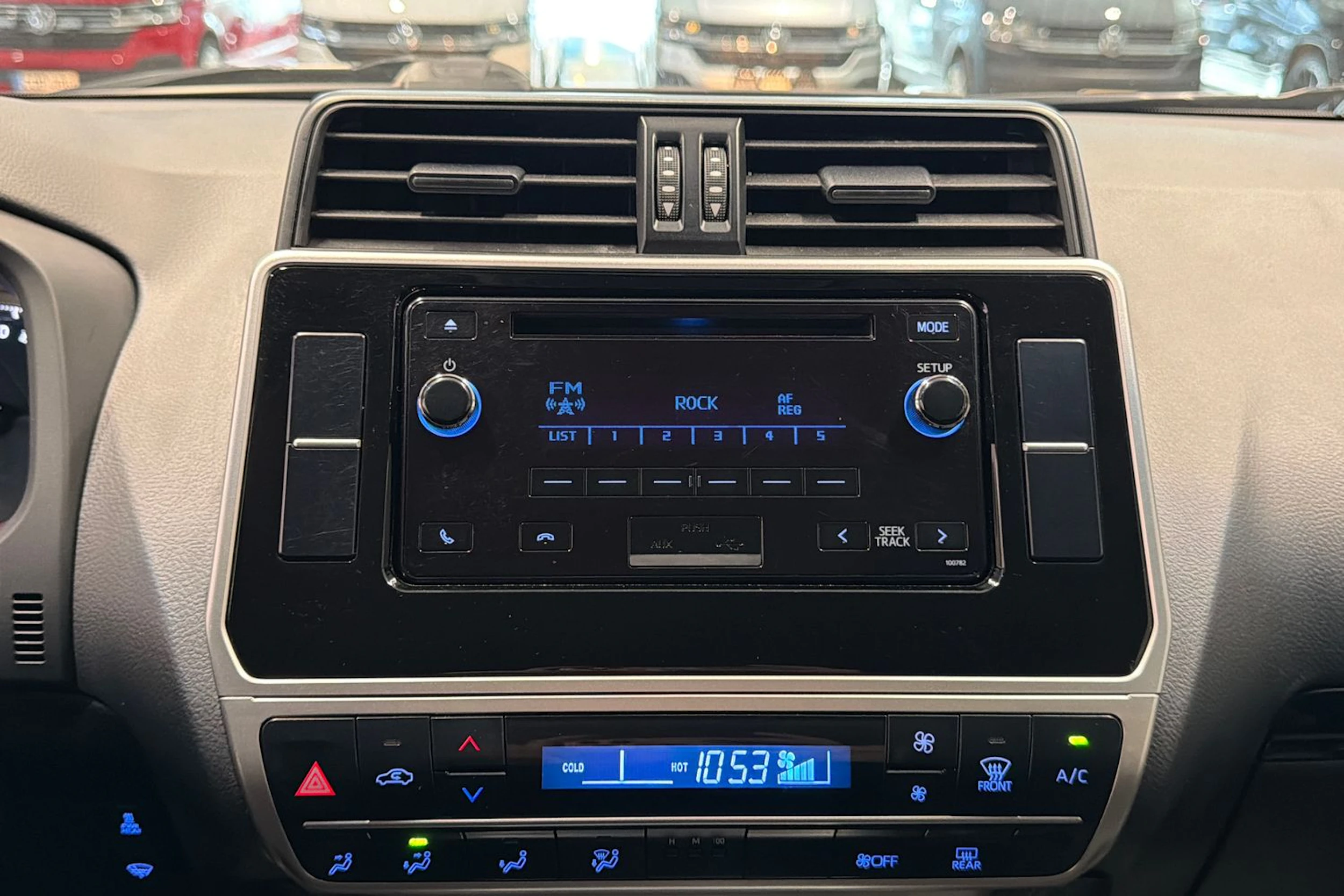 musta Toyota Land Cruiser 2018 kuva 20.