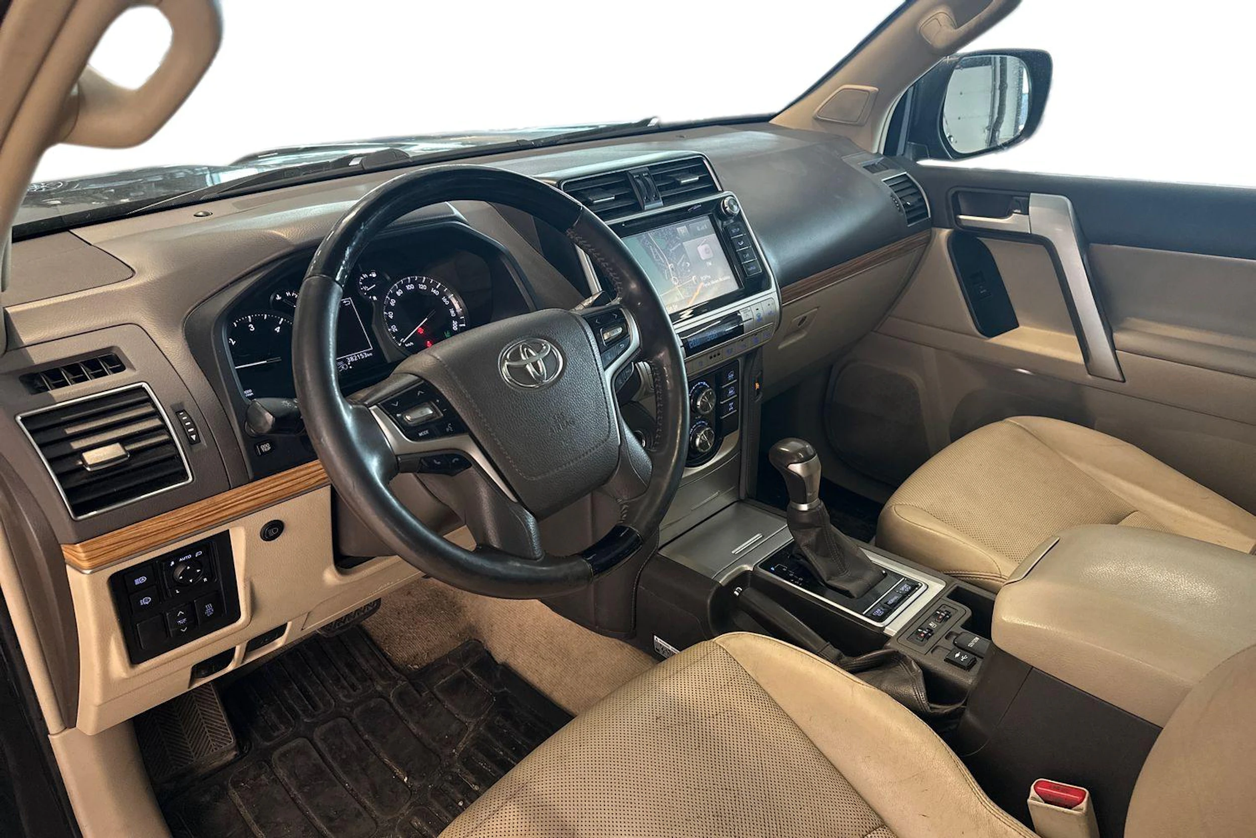 musta Toyota Land Cruiser 2018 kuva 3.