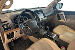 musta Toyota Land Cruiser 2018 kuva 3.