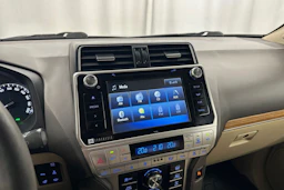 musta Toyota Land Cruiser 2018 kuva 17.
