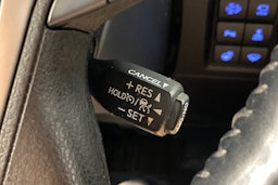 ruskea (beige) Toyota Land Cruiser 2019 kuva 25.