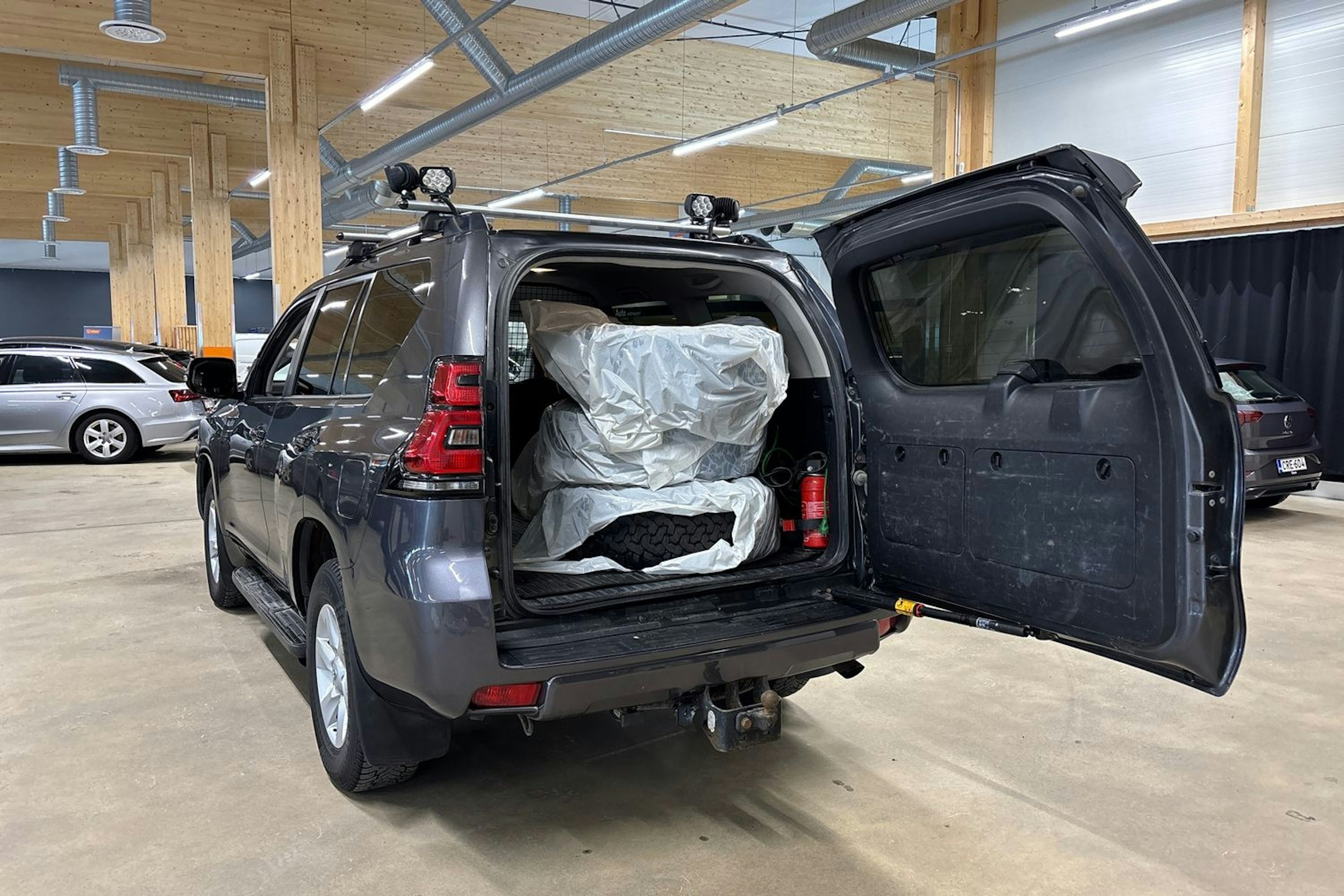 met. harmaa Toyota Land Cruiser 2019 kuva 29.