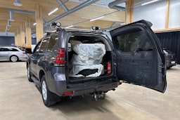 met. harmaa Toyota Land Cruiser 2019 kuva 29.