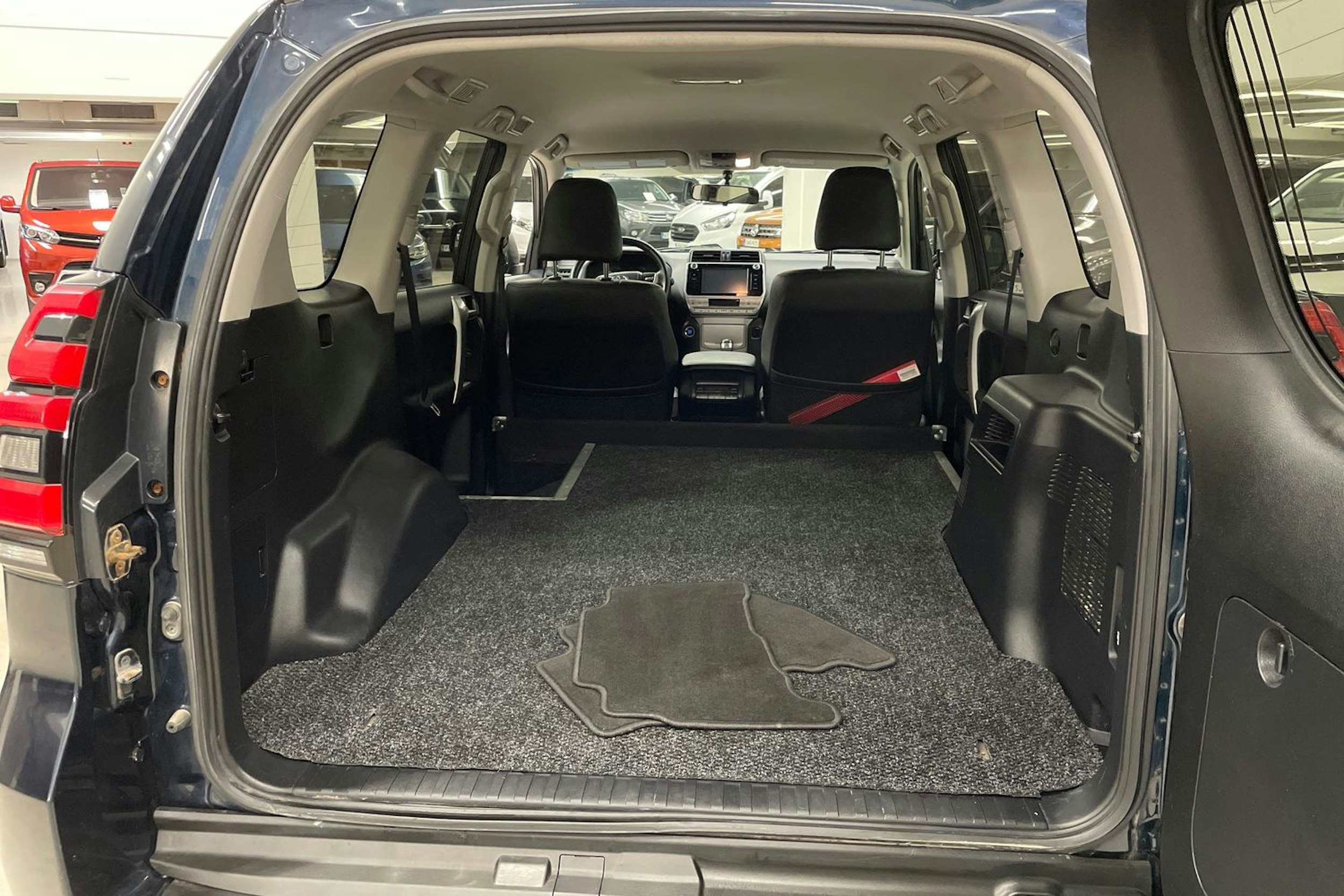 met. sininen Toyota Land Cruiser 2020 kuva 15.