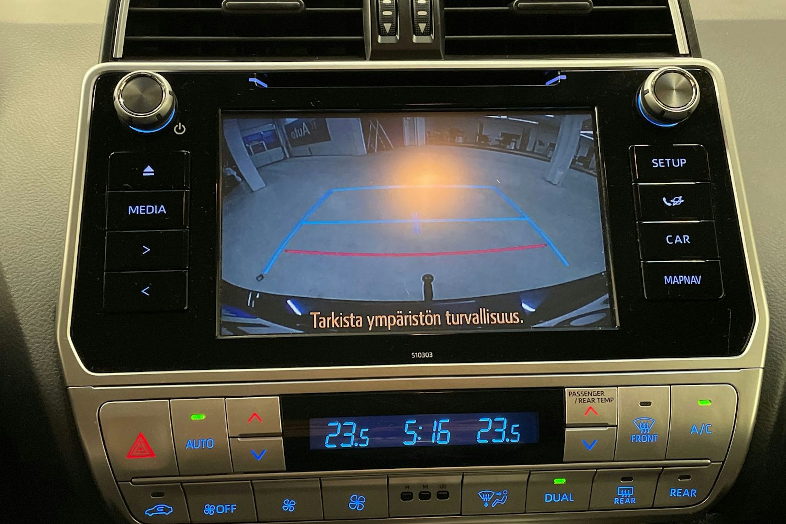 met. sininen Toyota Land Cruiser 2020 kuva 23.