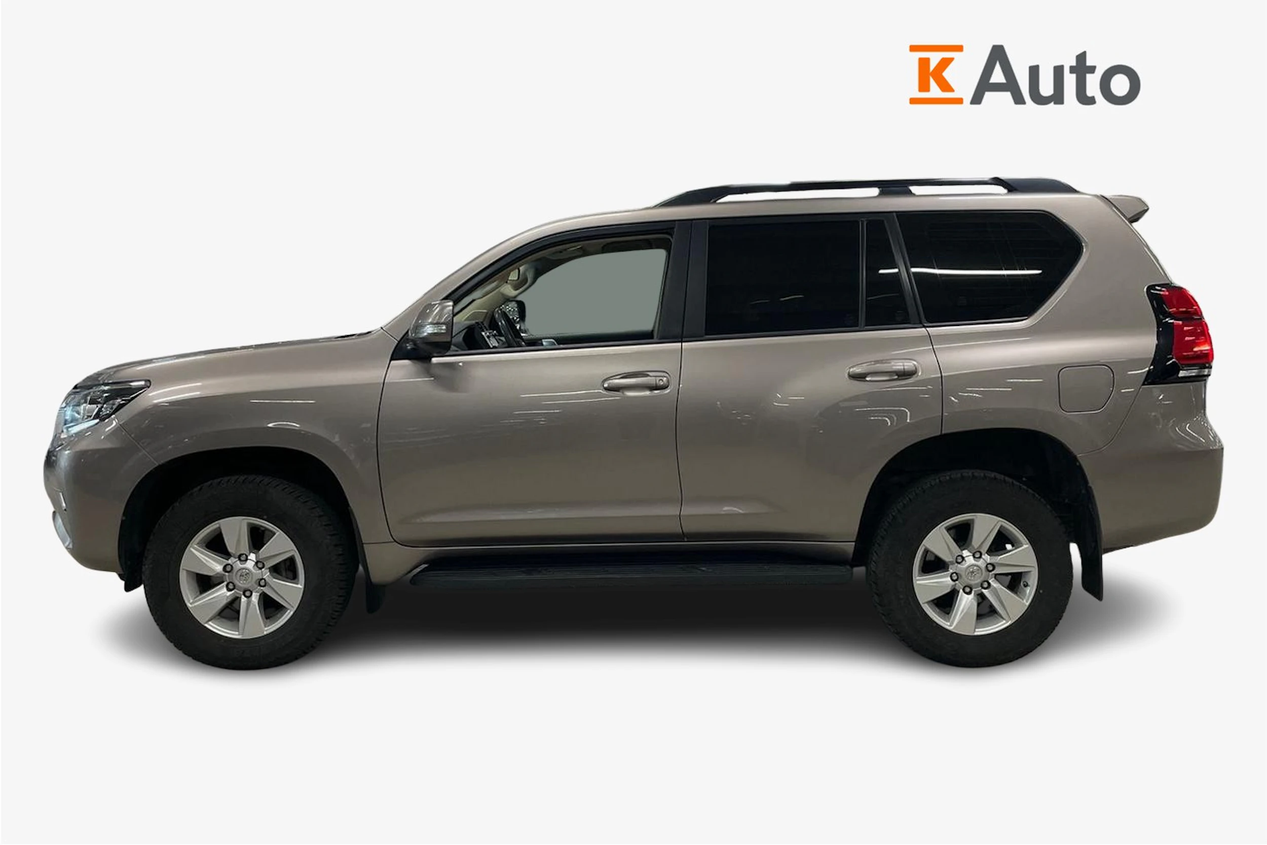 Ruskea (beige) Toyota Land Cruiser 2020 kuva 7.