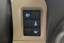 Ruskea (beige) Toyota Land Cruiser 2020 kuva 19.