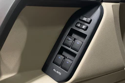 Ruskea (beige) Toyota Land Cruiser 2020 kuva 21.