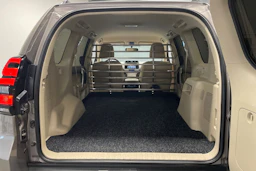 Ruskea (beige) Toyota Land Cruiser 2020 kuva 31.
