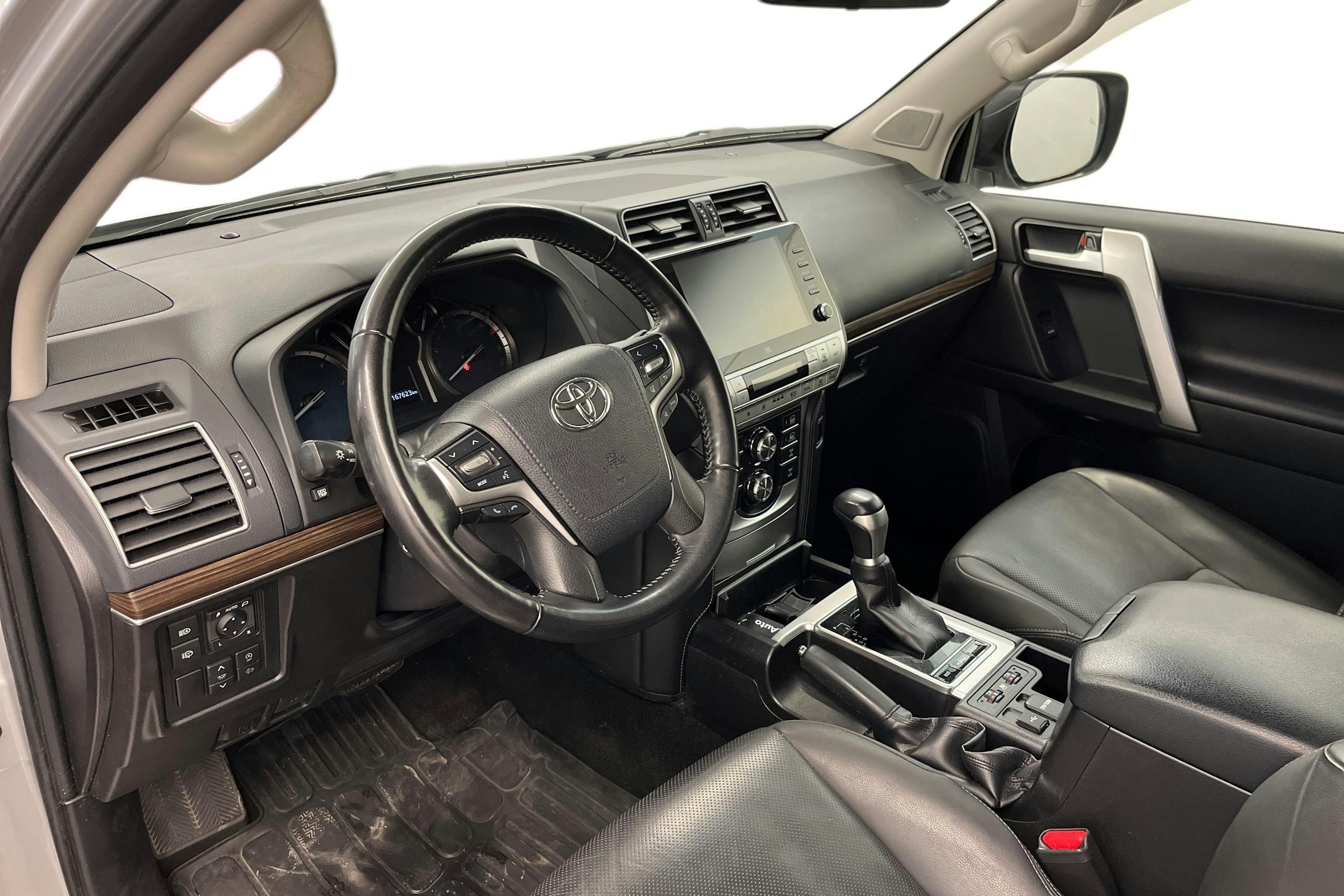 hopea Toyota Land Cruiser 2021 kuva 6.