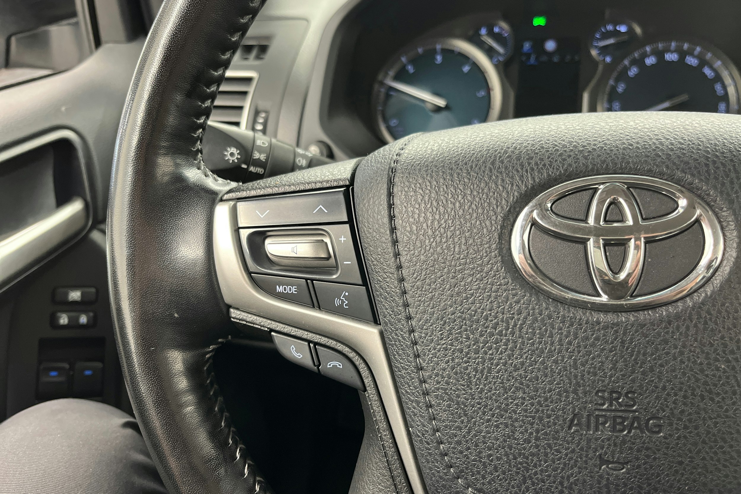 hopea Toyota Land Cruiser 2021 kuva 11.