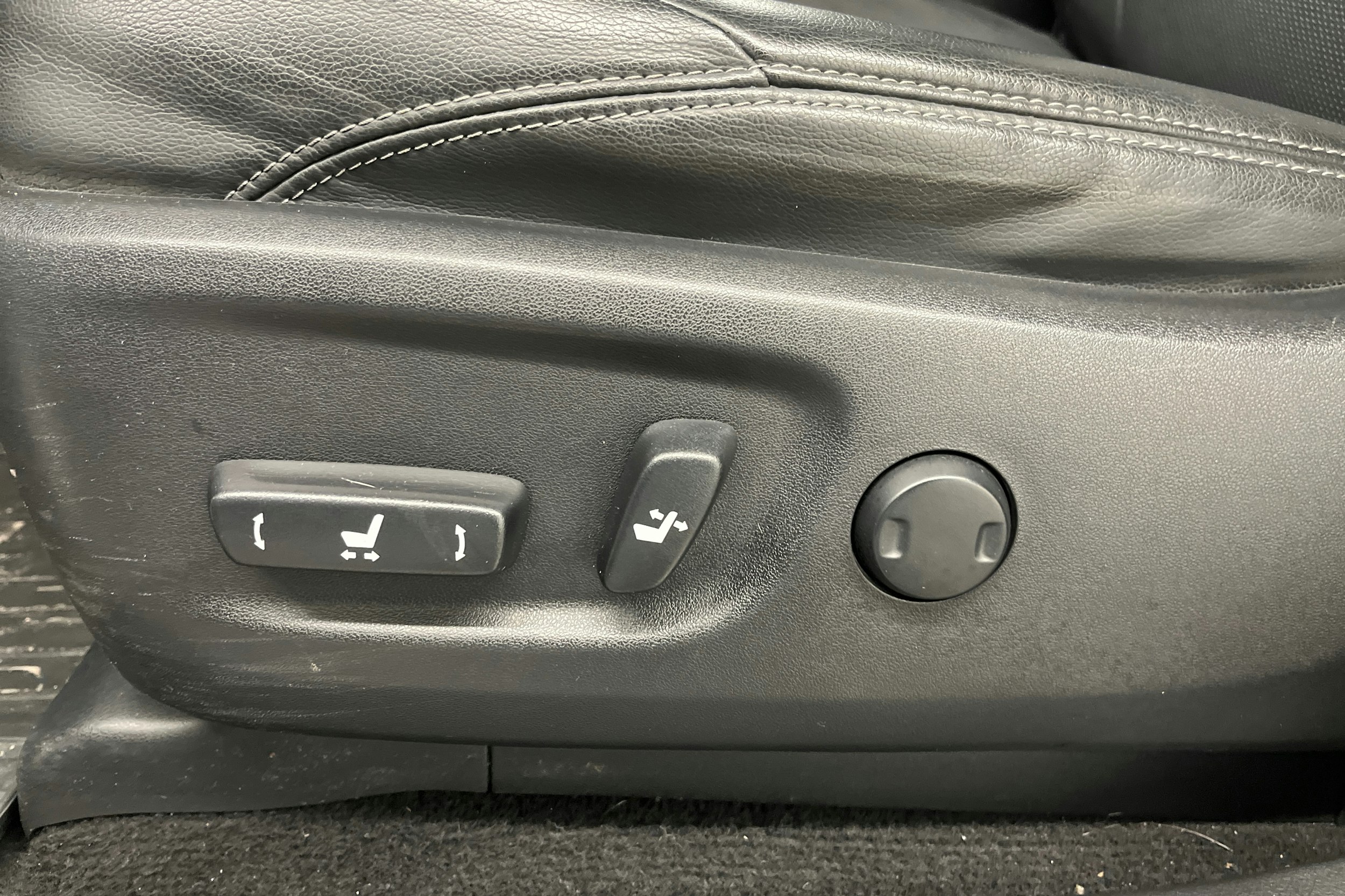 hopea Toyota Land Cruiser 2021 kuva 18.