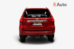 punainen Toyota Land Cruiser 2022 kuva 3.