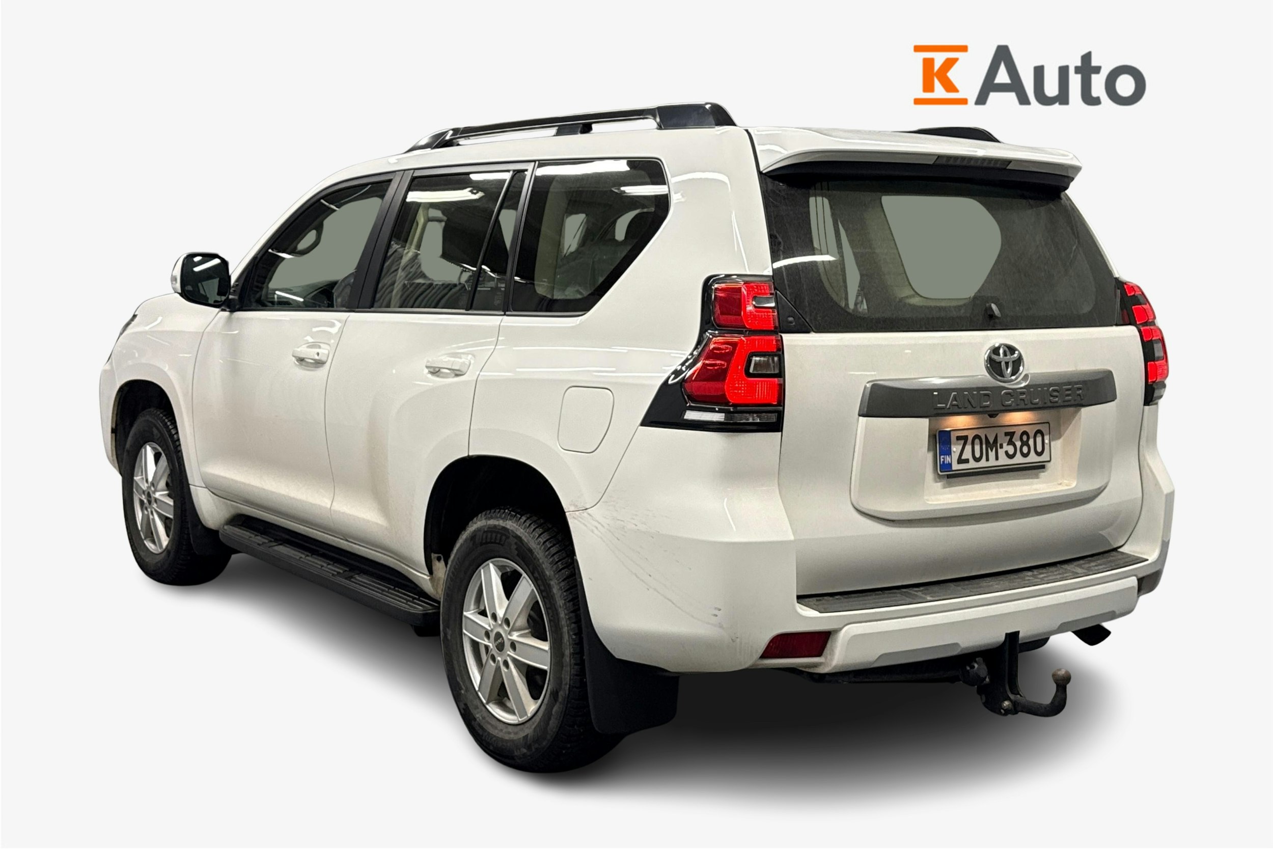 valkoinen Toyota Land Cruiser 2022 kuva 2.