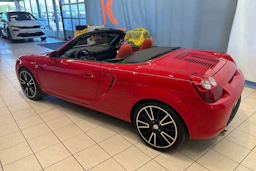 punainen Toyota MR2 2005 kuva 12.