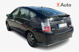 Musta Toyota Prius 2004 kuva 2.