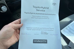 Musta Toyota Prius 2004 kuva 19.