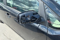 Musta Toyota Prius 2004 kuva 28.