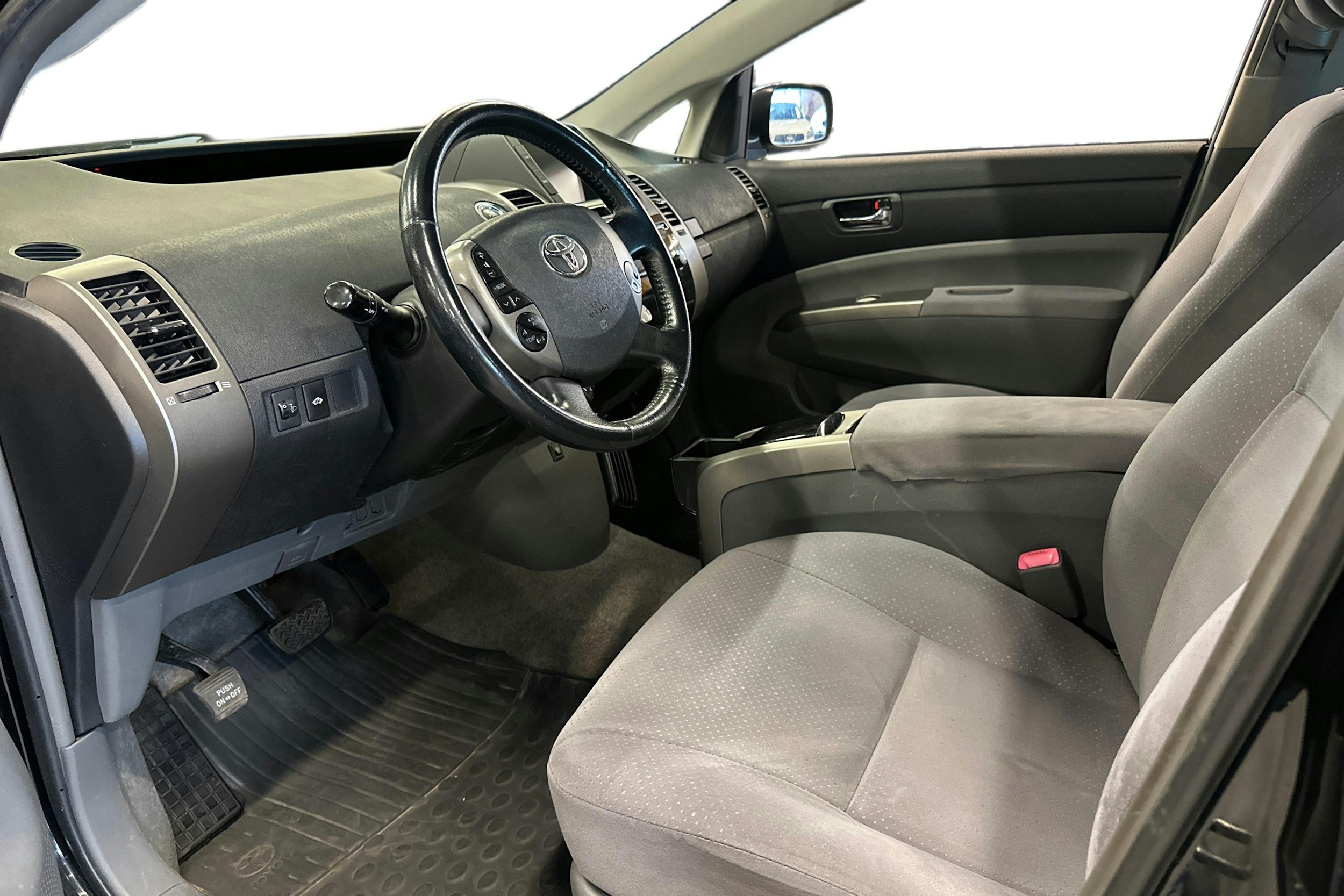 musta Toyota Prius 2008 kuva 7.
