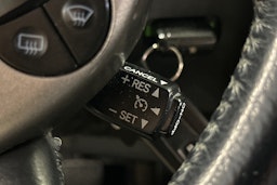 musta Toyota Prius 2008 kuva 18.