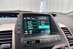 Harmaa Toyota Prius 2008 kuva 17.