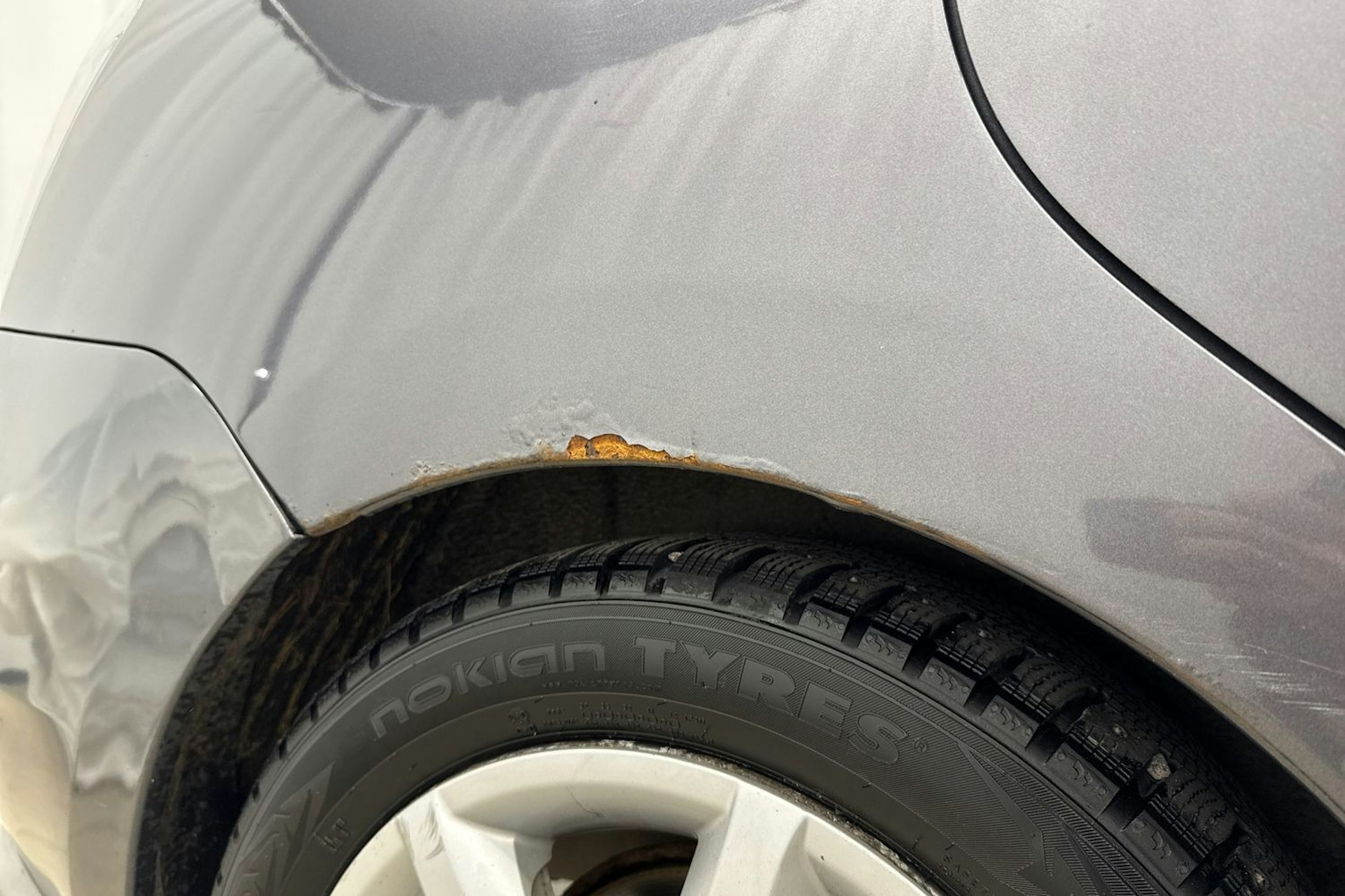 Harmaa Toyota Prius 2008 kuva 30.