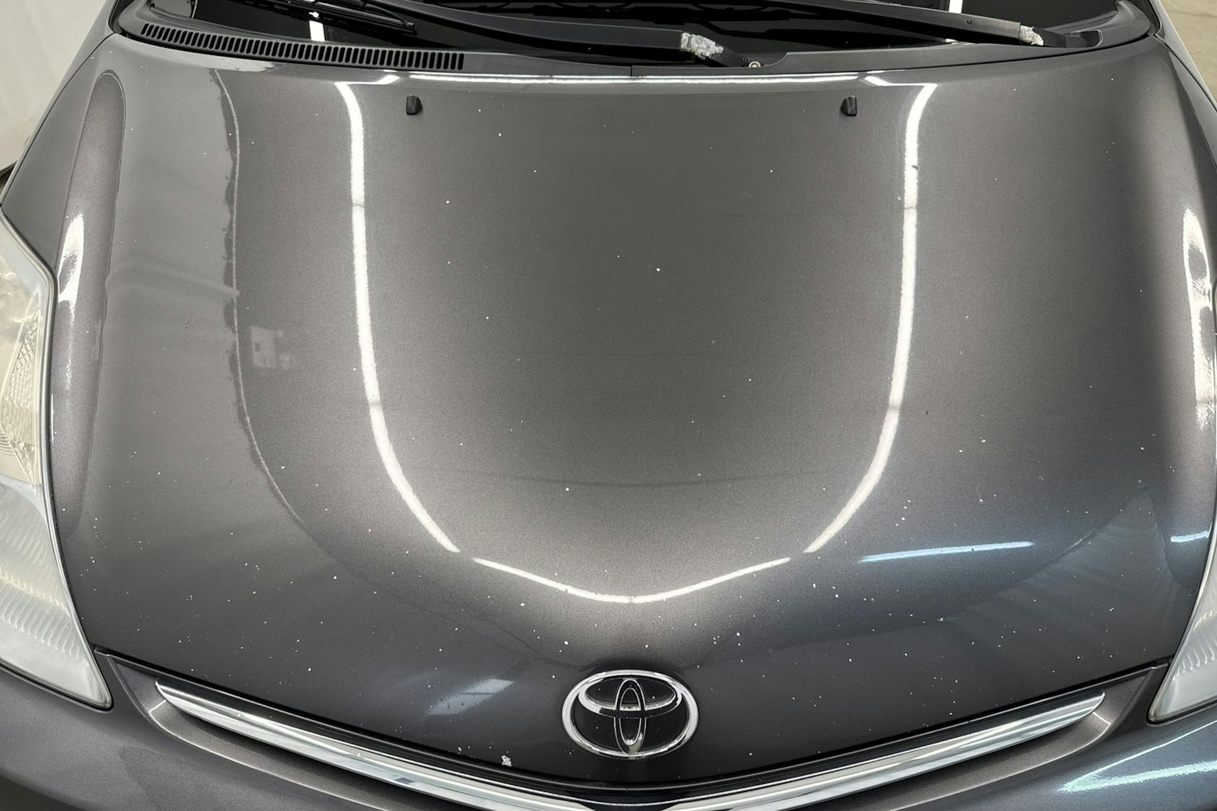 Harmaa Toyota Prius 2008 kuva 33.