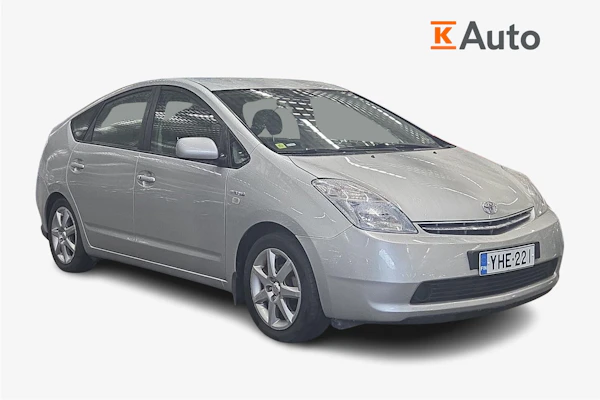 Toyota Prius HSD Executive 2 5ov | JUURI TULLUT, OLE NOPEA! |