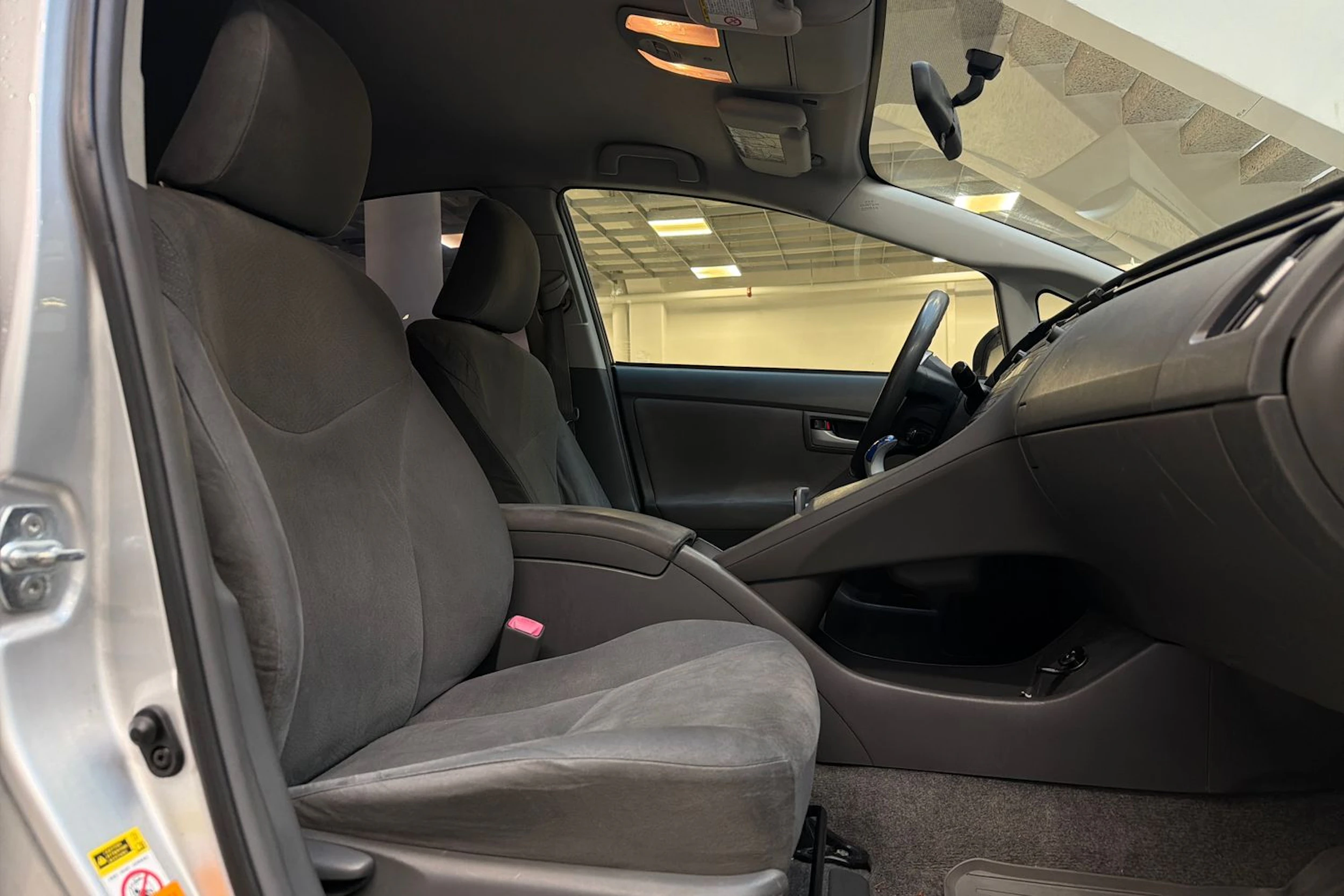 met. harmaa Toyota Prius 2009 kuva 36.