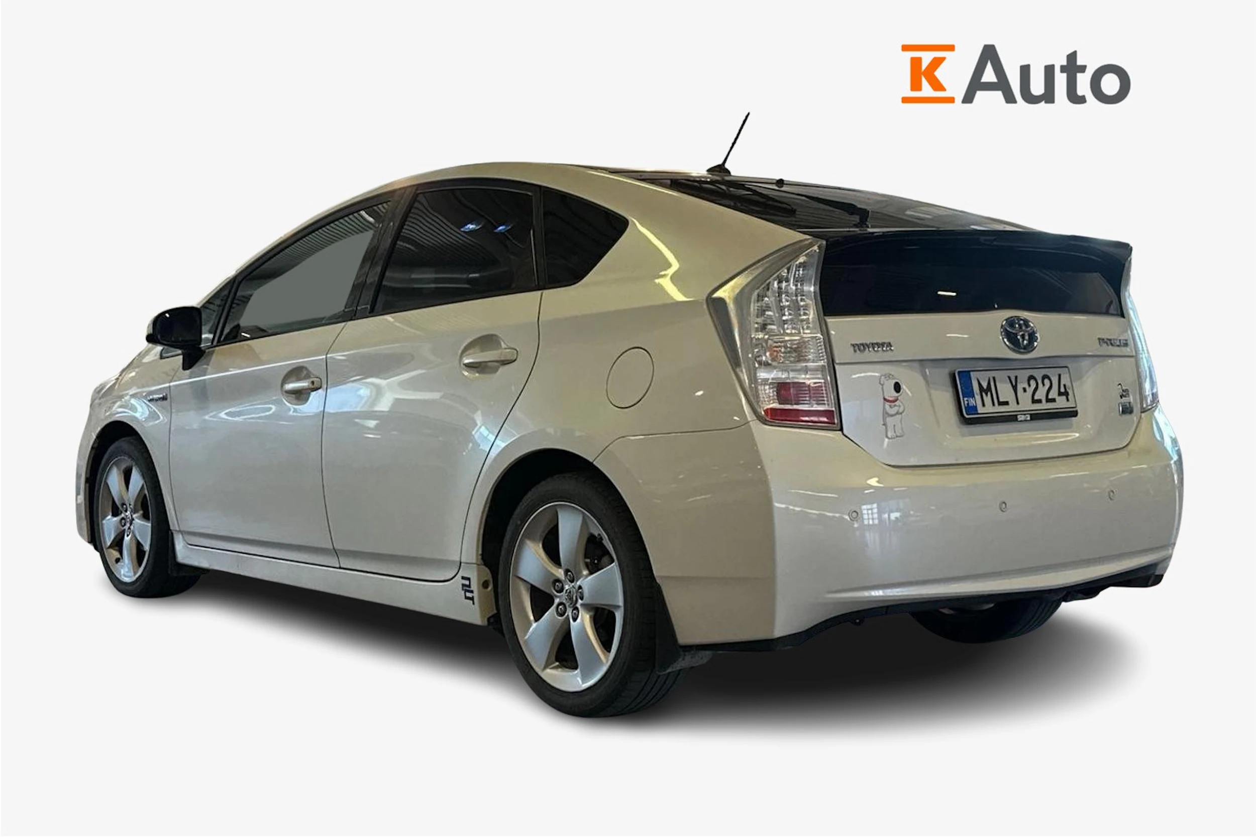 valkoinen Toyota Prius 2010 kuva 2.