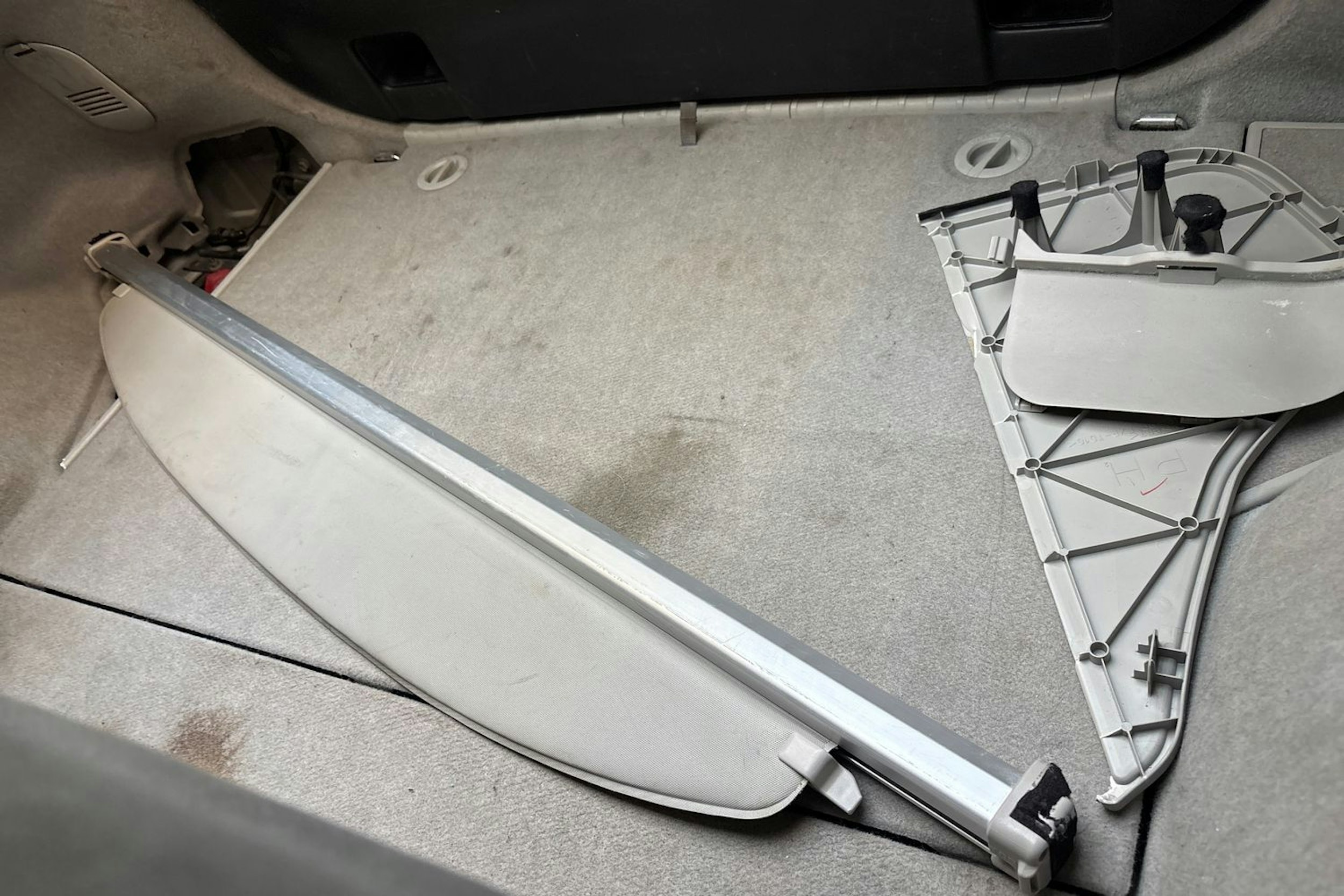 valkoinen Toyota Prius 2010 kuva 24.