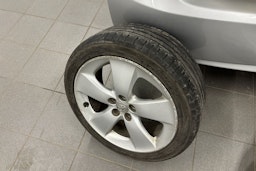 hopea Toyota Prius 2011 kuva 10.