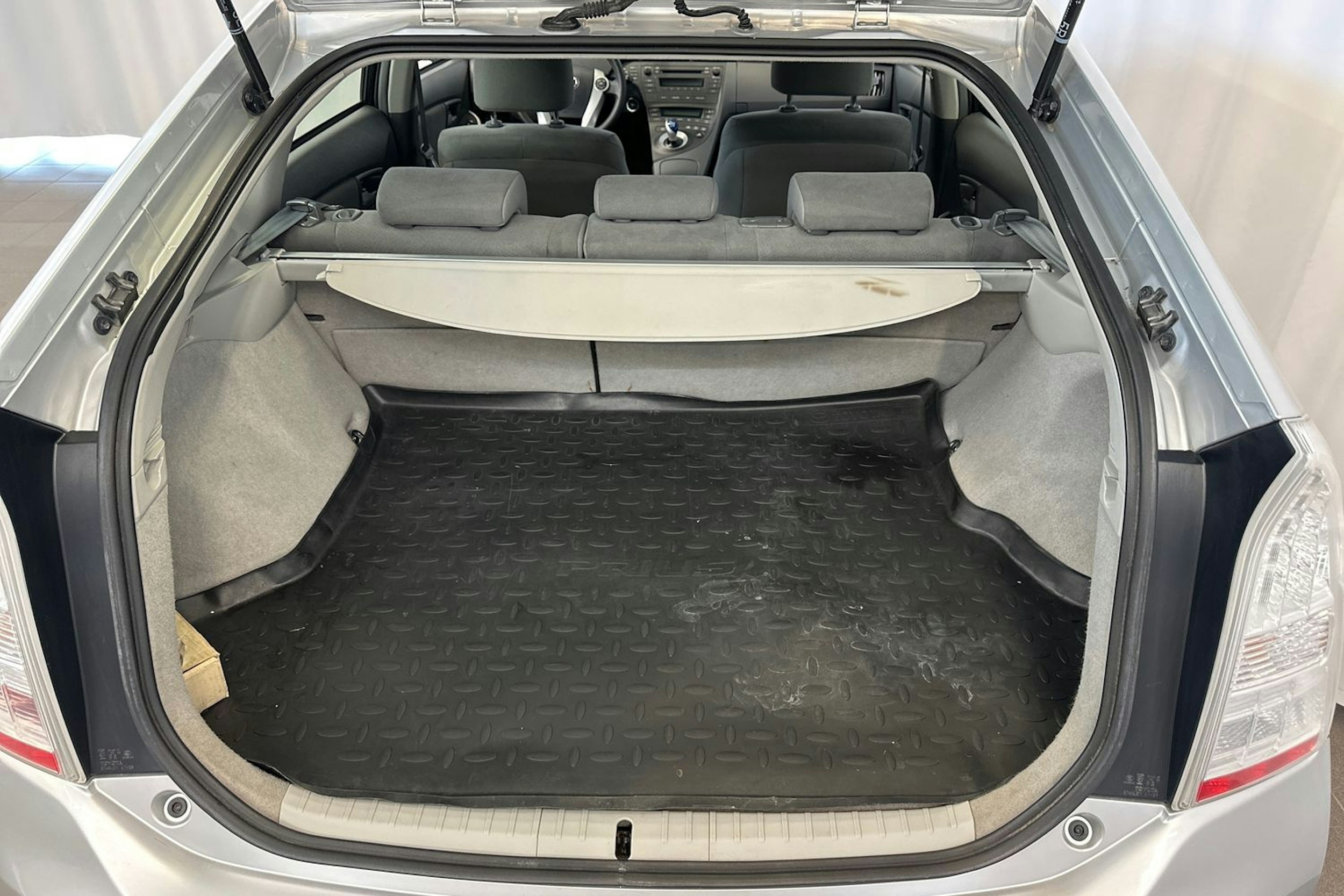 Hopea Toyota Prius 2012 kuva 21.