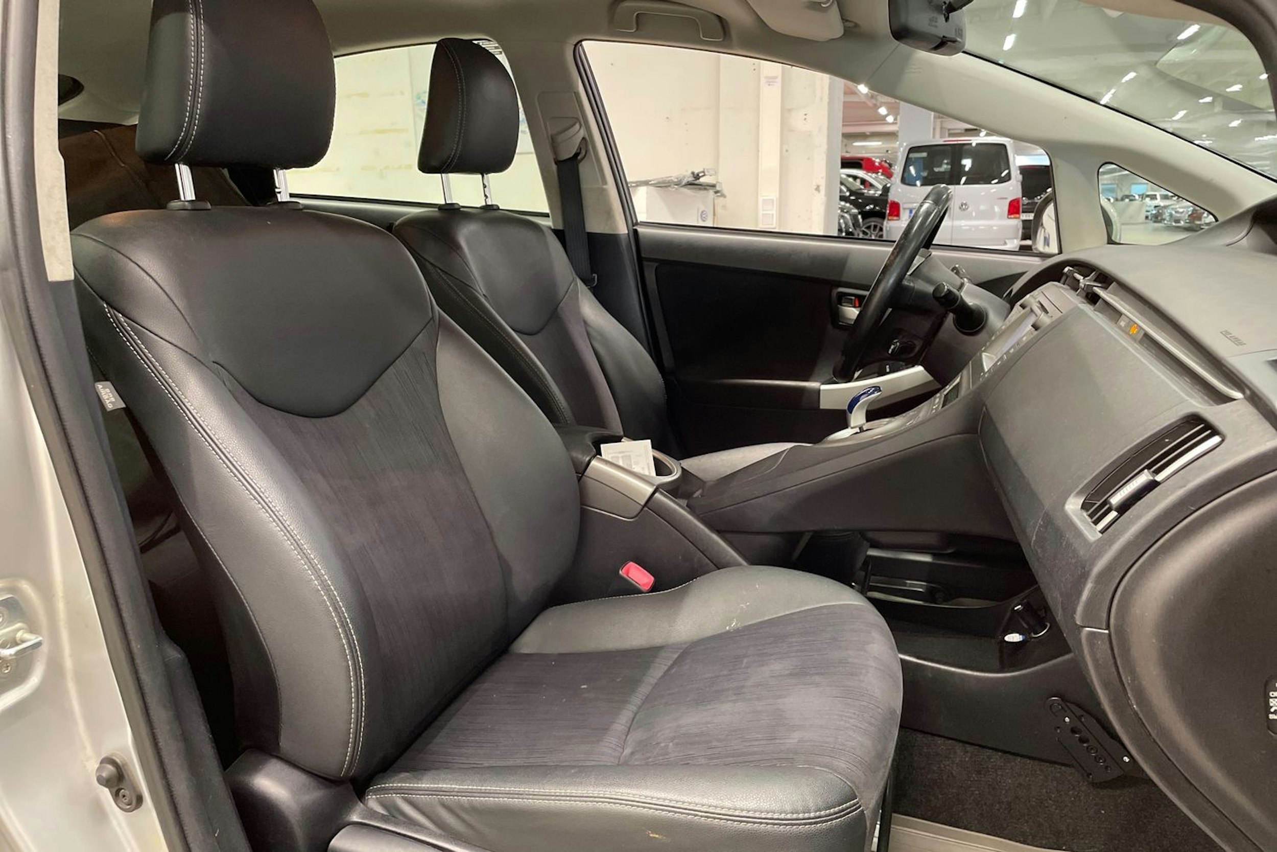 hopea Toyota Prius 2012 kuva 22.