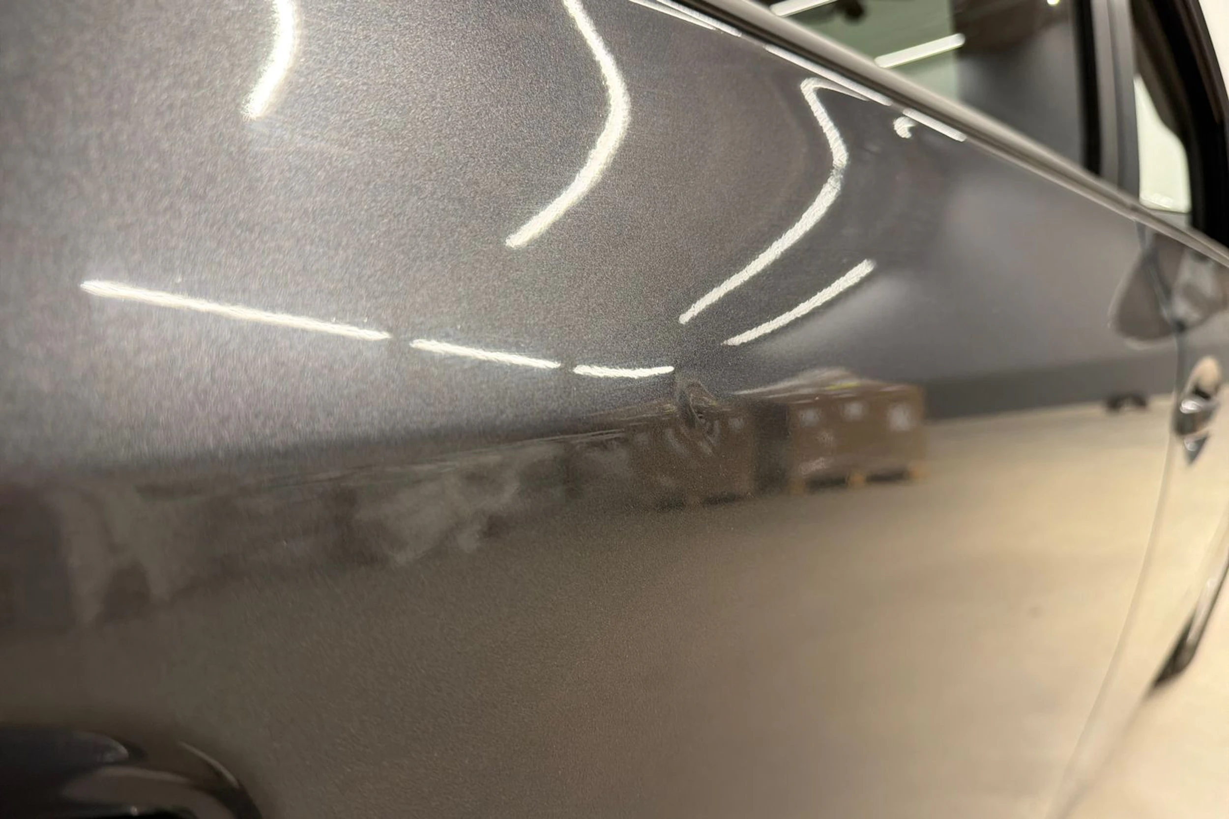 Harmaa Toyota Prius+ 2013 kuva 20.