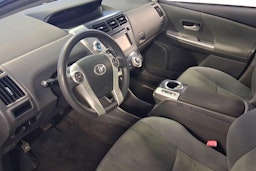 sininen Toyota Prius+ 2014 kuva 7.