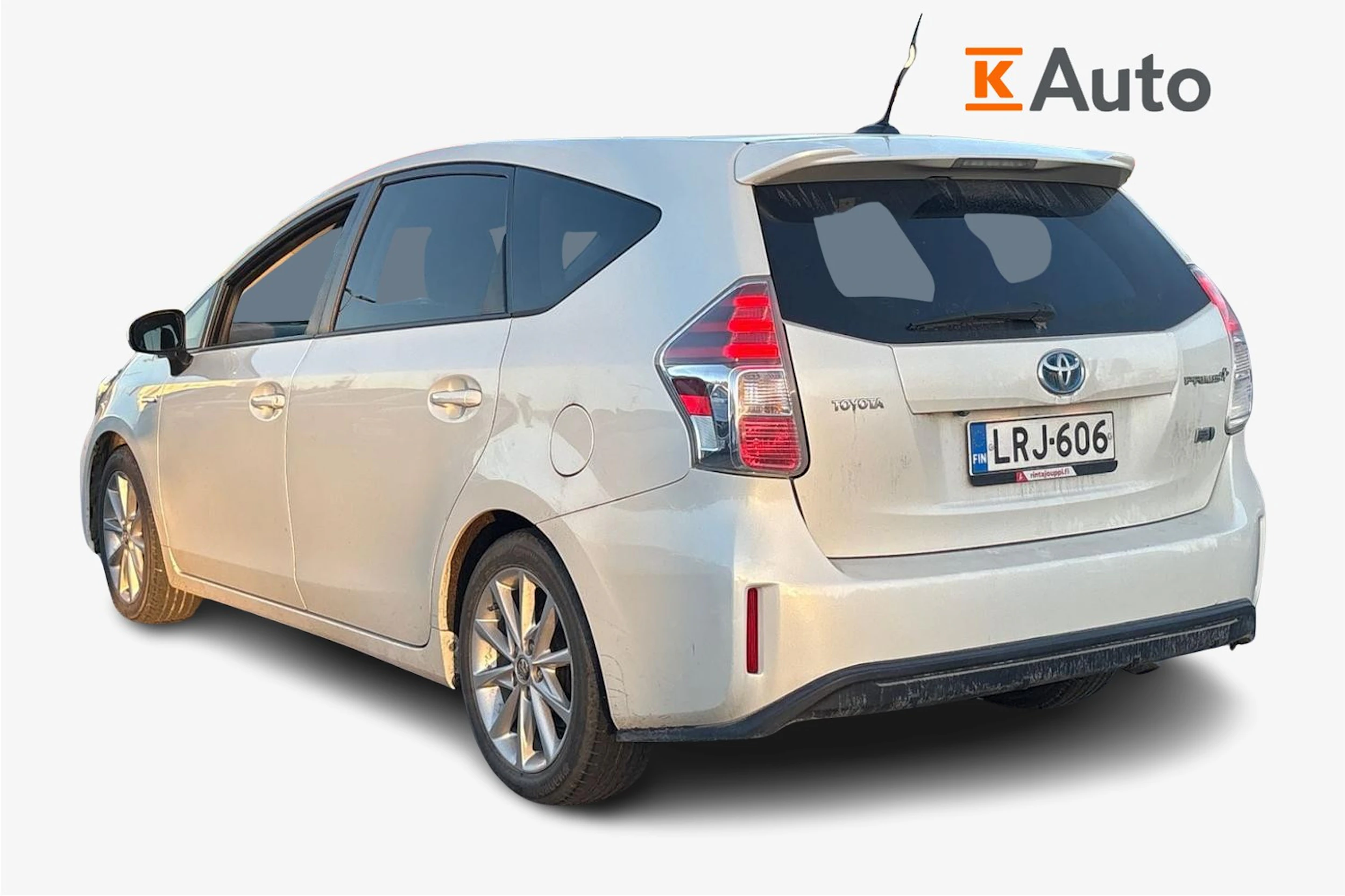 valkoinen Toyota Prius+ 2015 kuva 2.