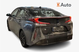 harmaa Toyota Prius 2017 kuva 2.