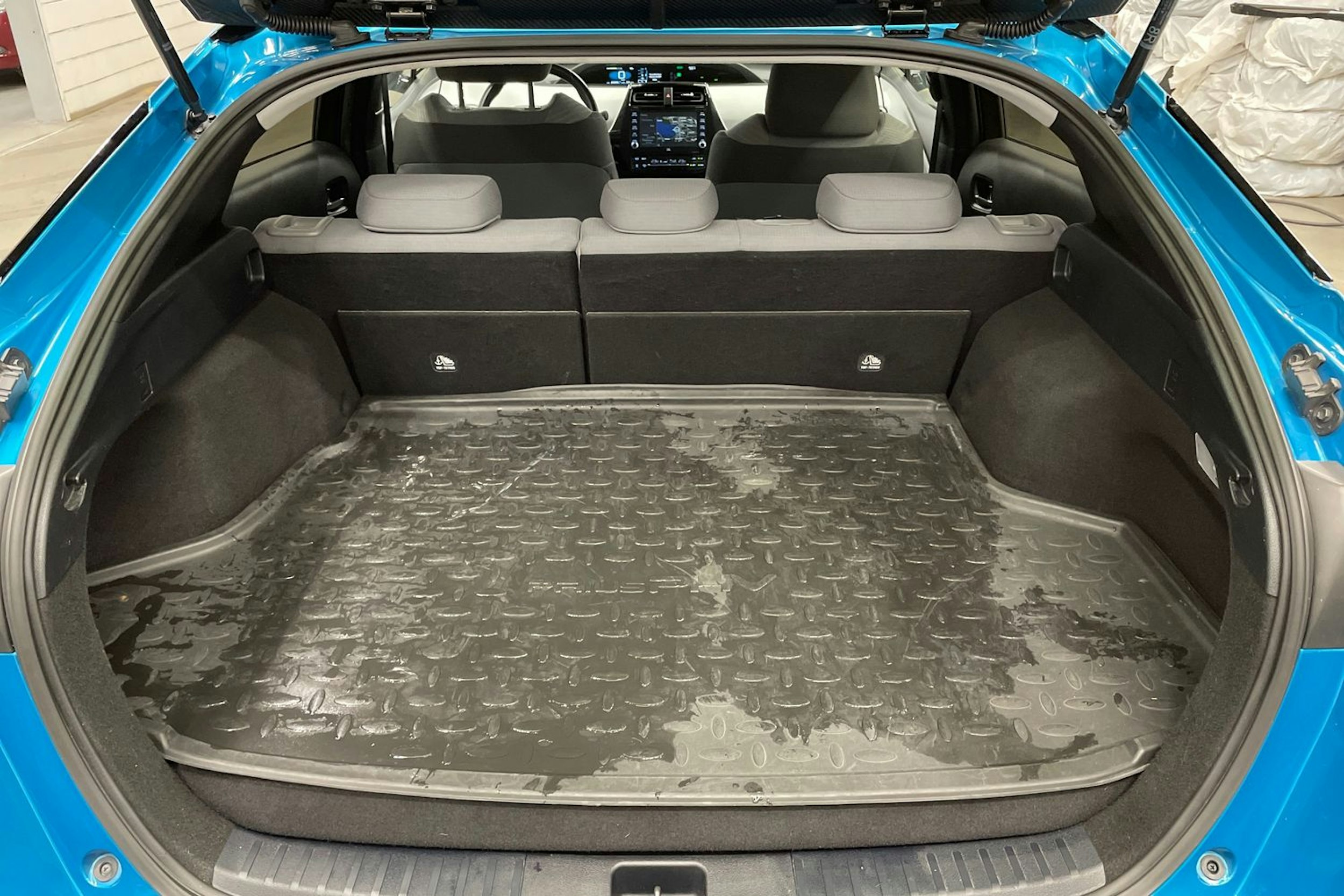 sininen Toyota Prius 2020 kuva 15.