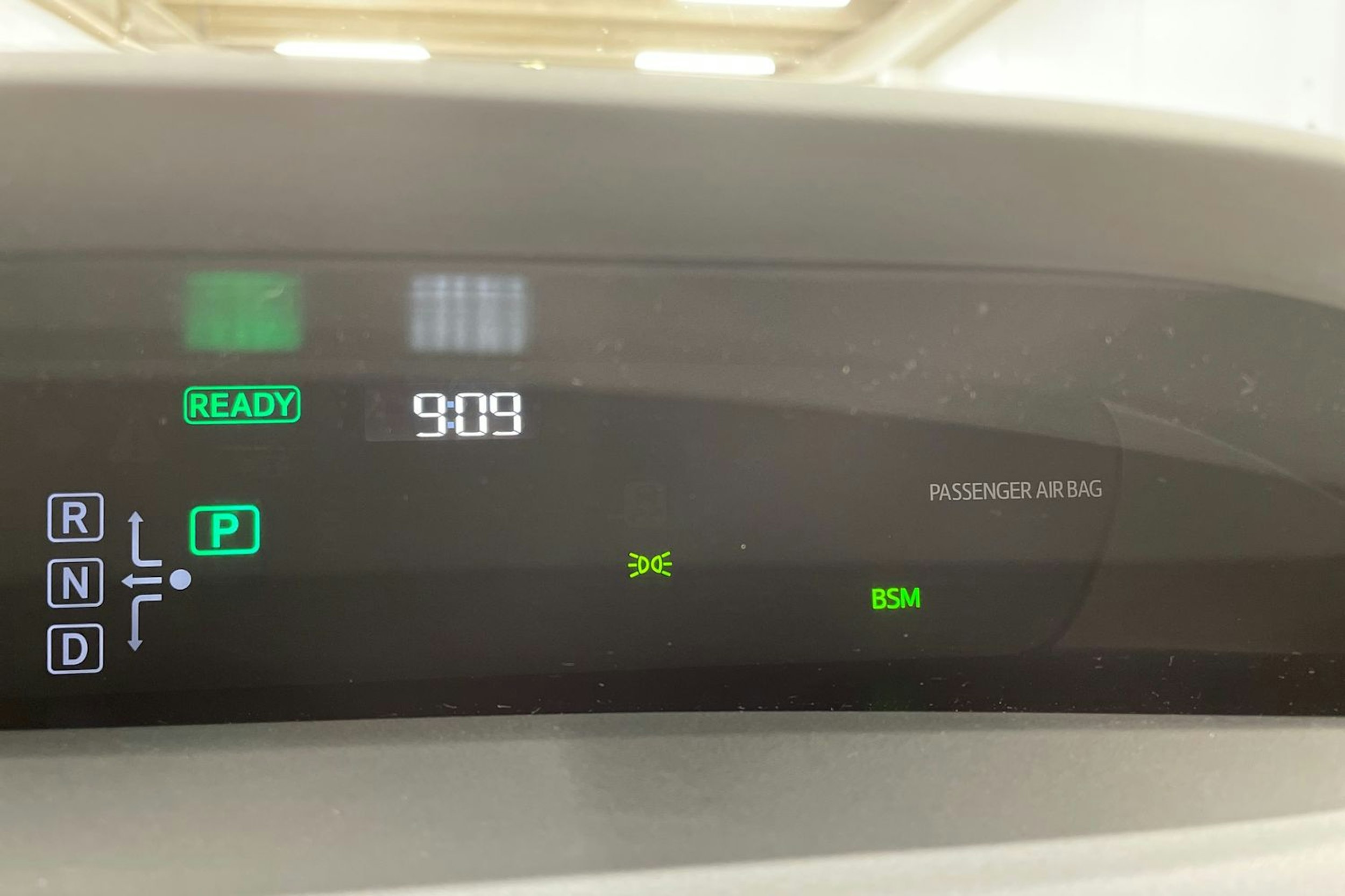 sininen Toyota Prius 2020 kuva 17.