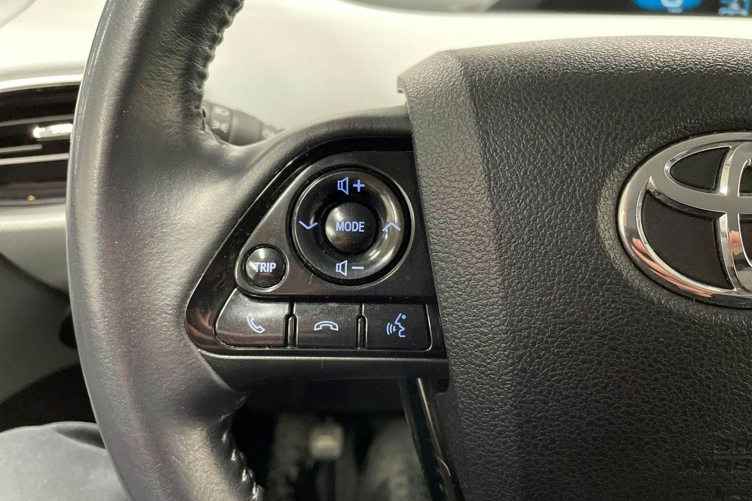 sininen Toyota Prius 2020 kuva 24.